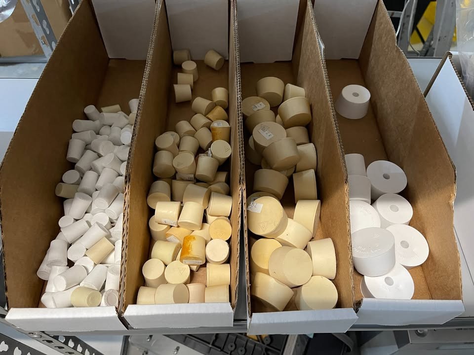 Rubber Tapered Bottle Stoppers Various Sizes