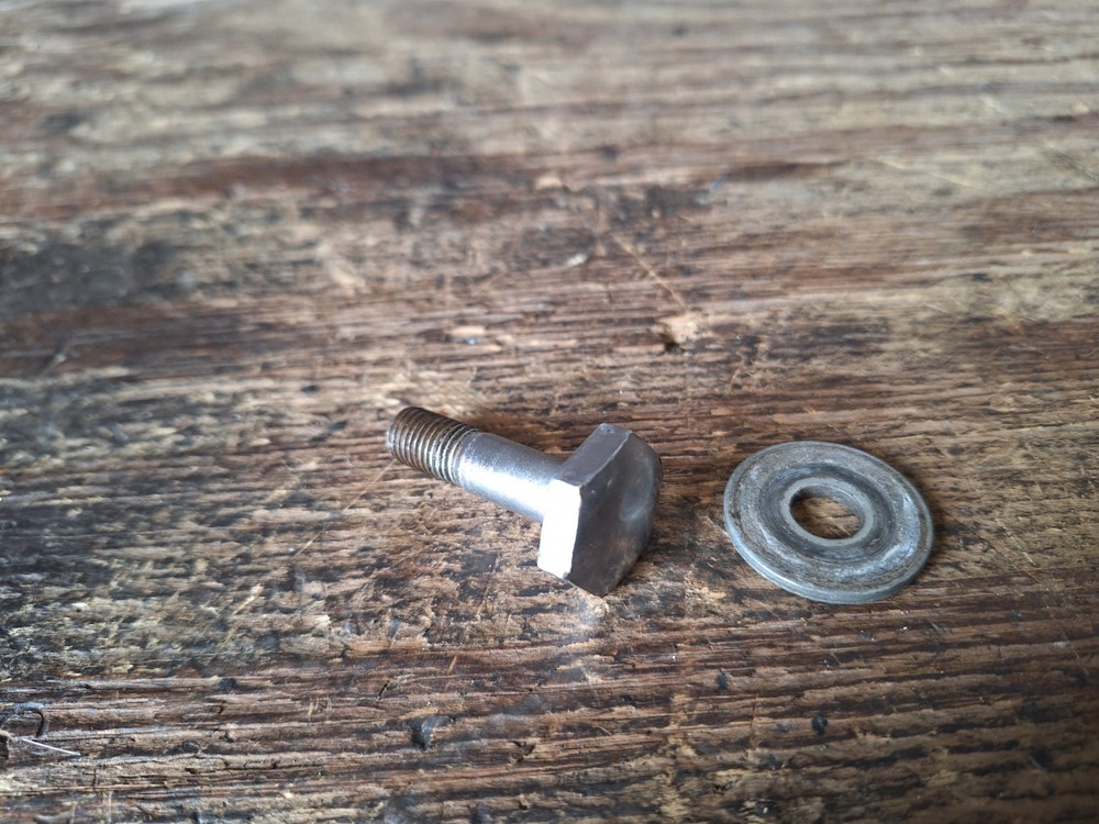 Suzuki GS 500 - Top Fork Yoke Fixing Bolt & Washer