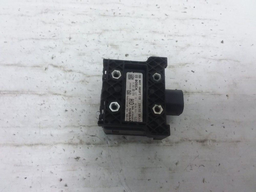 Forward Collision Module Radar Unit Behind Front Bumper Fits 17-20 PATHFINDER