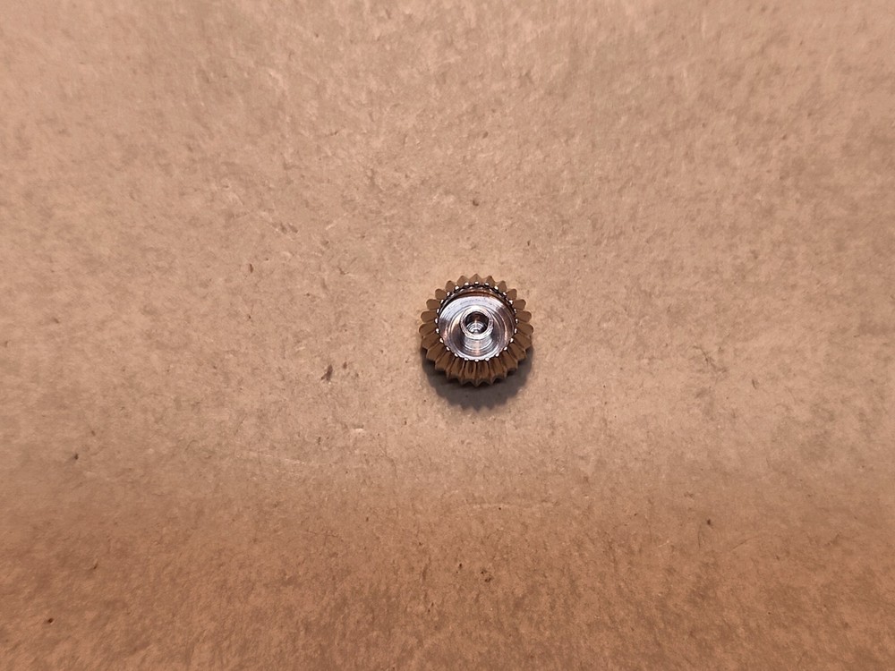 NOS 16 Size 9mm Tap 1 White Pocket Watch Crown