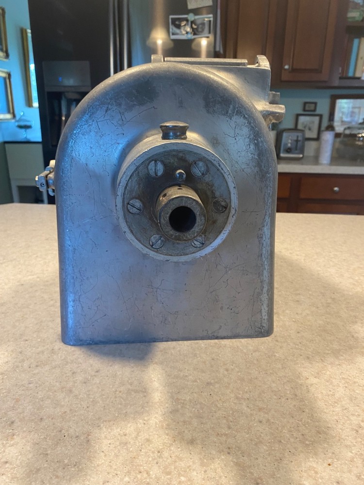 Pelican Head attachment with #12 Hub Grater Disks