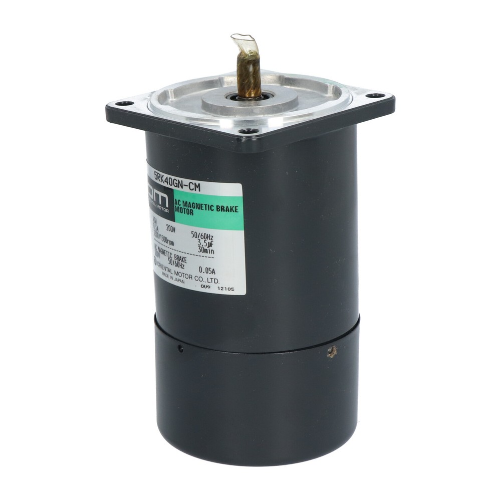 Oriental Motor 5RK40GN-CM Reversible Motor New NFP