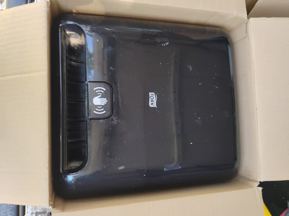 Tork 5511282 Automatic Paper Towel Dispenser