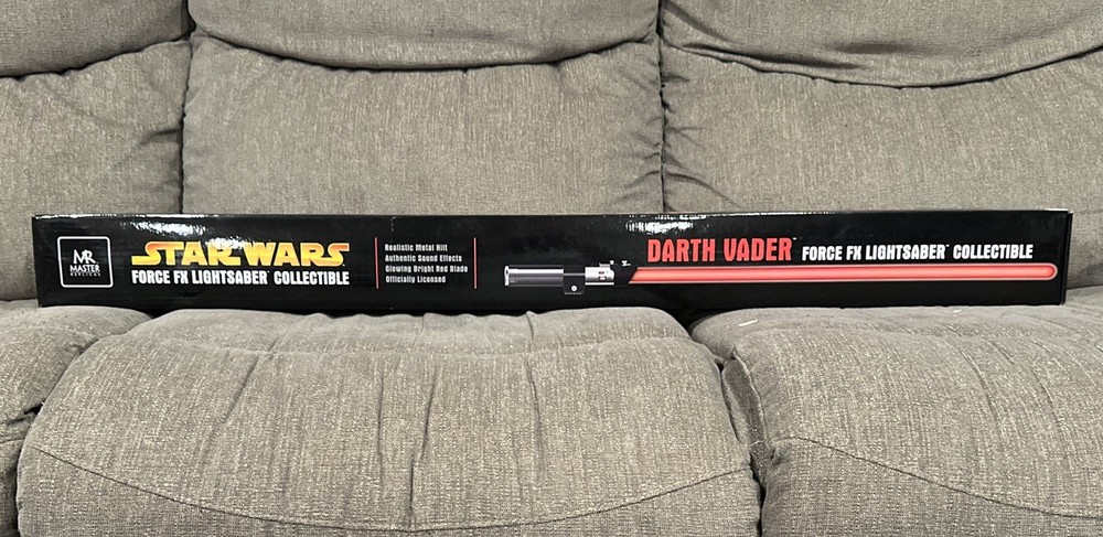 Master Replicas Star Wars Darth Vader Force FX Lightsaber NIB