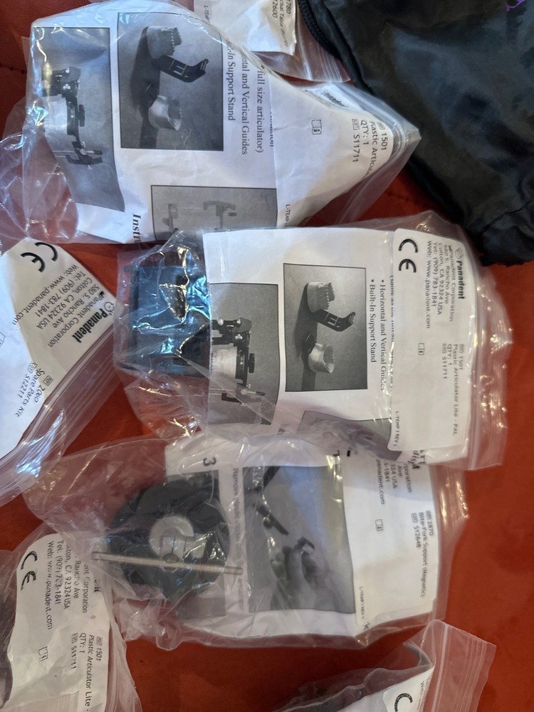 Acadental ModuPRO Typodont mounting table + extras