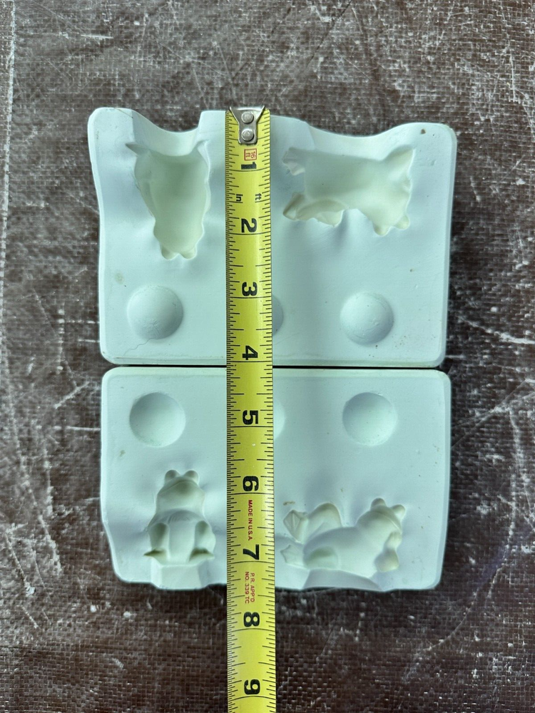 VINTAGE KIMPLE CERAMIC MOLD #K-18 FROGS 2"