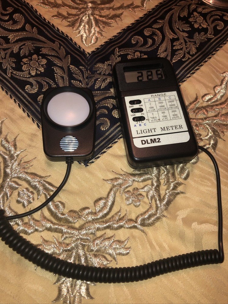 DIGITAL LIGHT METER DLM2