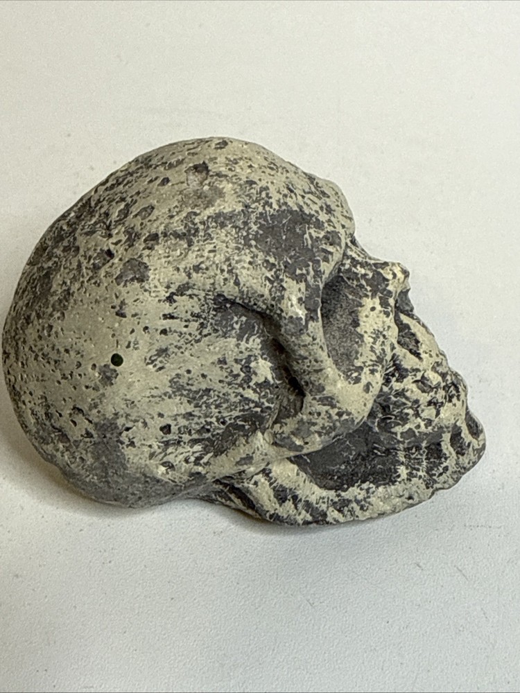 Mini Stone? Skull 1.75” High Halloween Decor