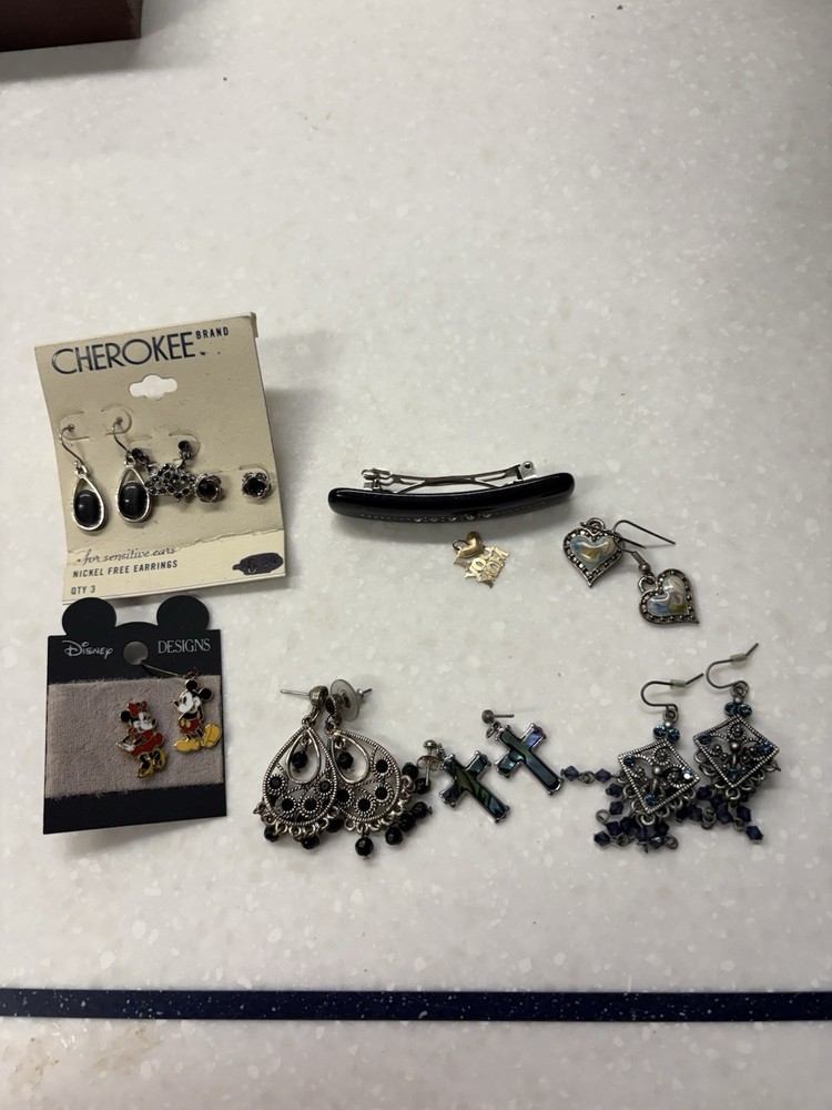 Jewelry Box With Jewelry