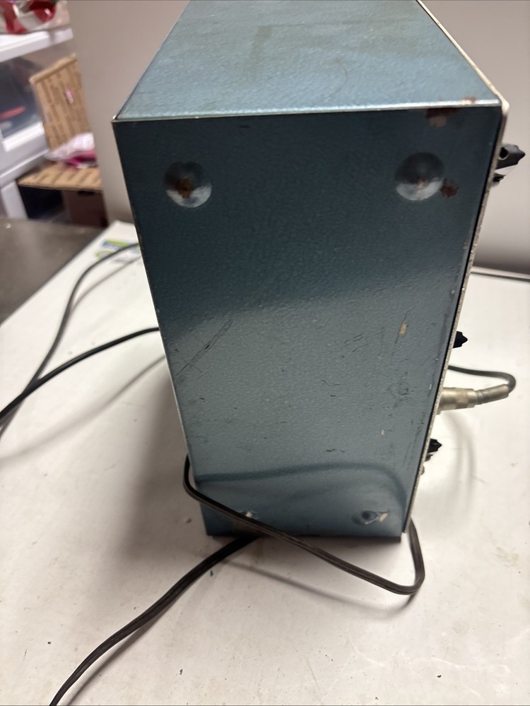 Vintage EICO Model 320 Sweep Signal Generator