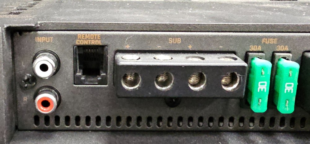 Infinity Reference 6001A Series mono subwoofer amplifier