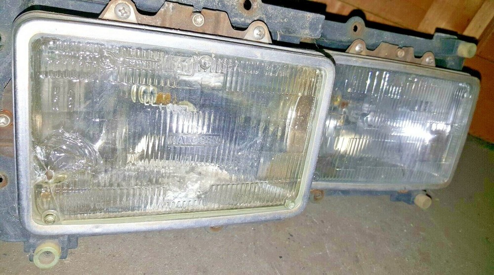 FREIGHTLINER FLD Dual Headlight Assembly 06-15232-000