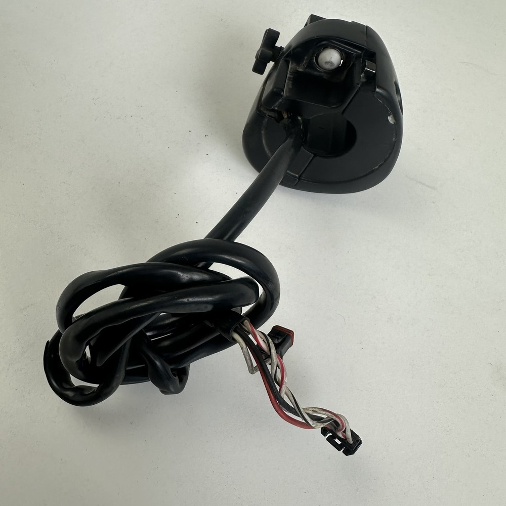 Harley Davidson DYNA Super Glide Custom 2012 Right hand switch block controls