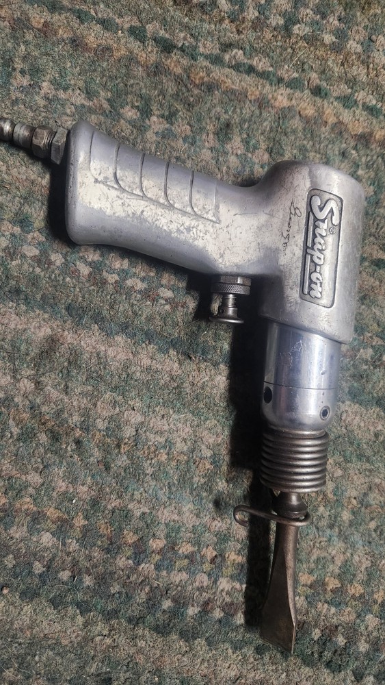 snap on ph45 air hammer with bit works good