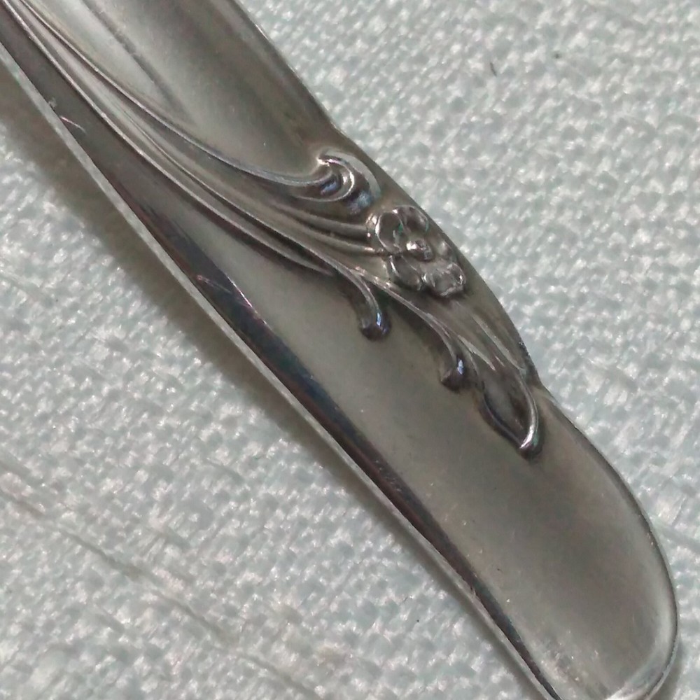 Rogers & Bro EXQUISITE 5 Teaspoons Silverplate Flatware