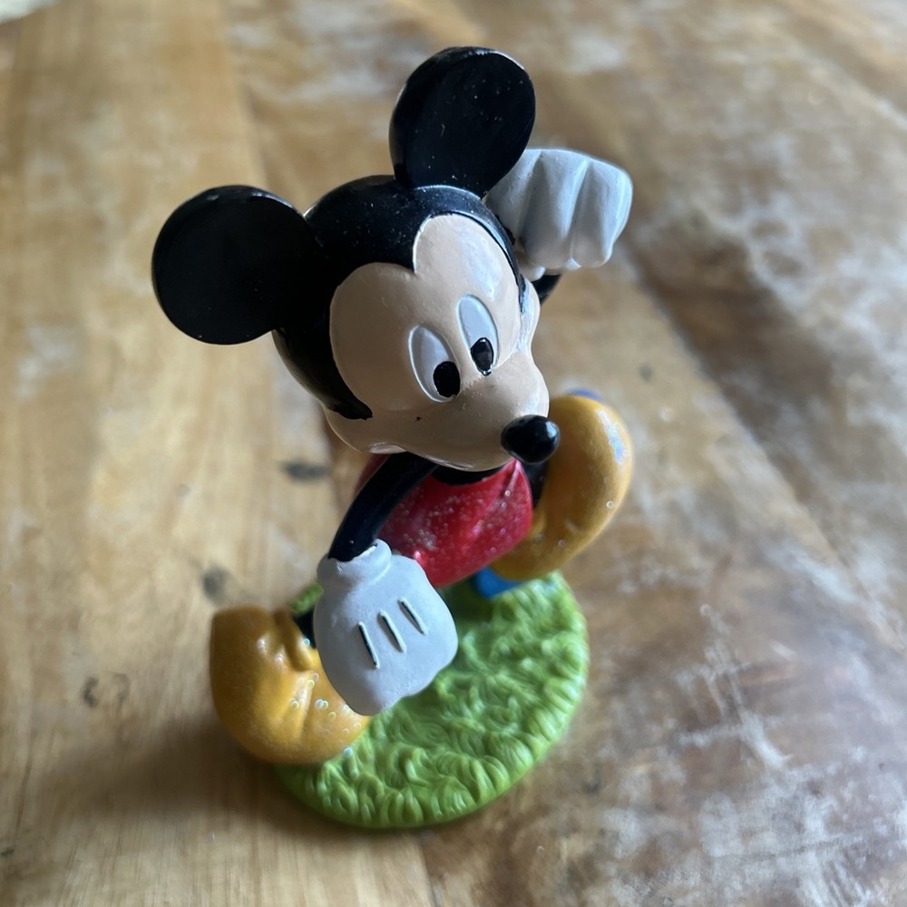 Disney Home Decorative Green Tabletop Mickey Mouse Statue (5")