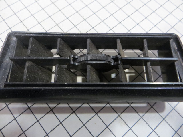 Controllable Air Vent ; manual 3 way adjustable