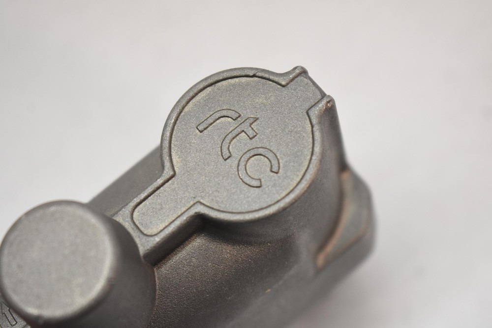 RTC M101.09LM Hydraulic Quick Coupler 255 Right Angle Block Fitting Connector