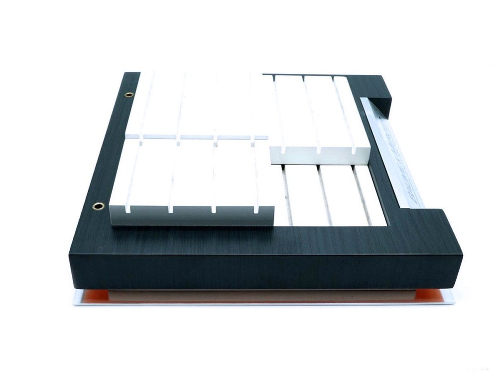 BAUME & MERCIER watch display case. USED!