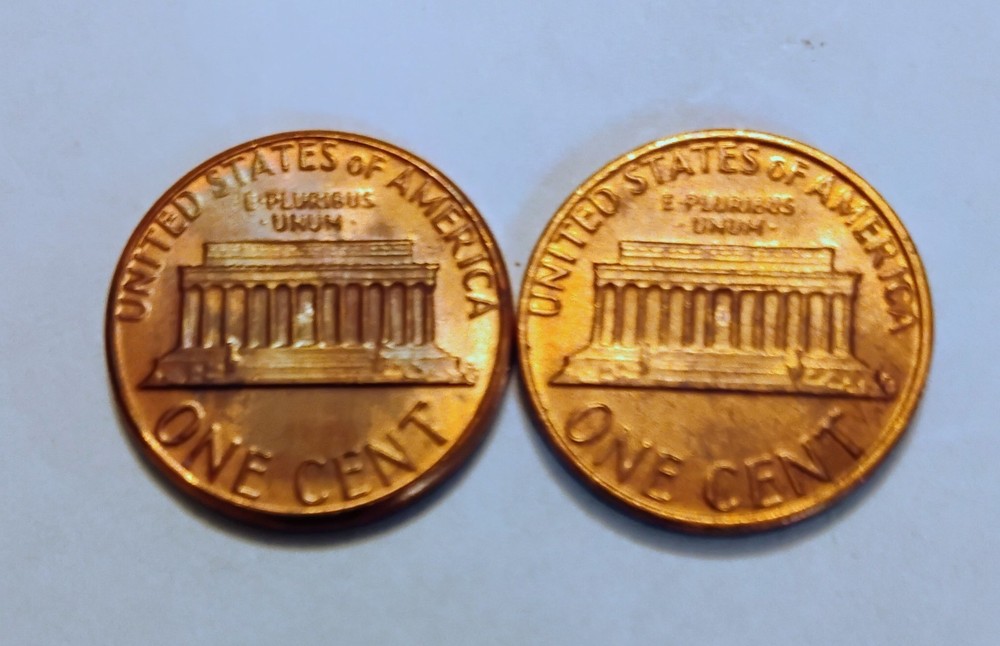 1982 P&D LARGE DATE COPPER PENNY (2 COINS)