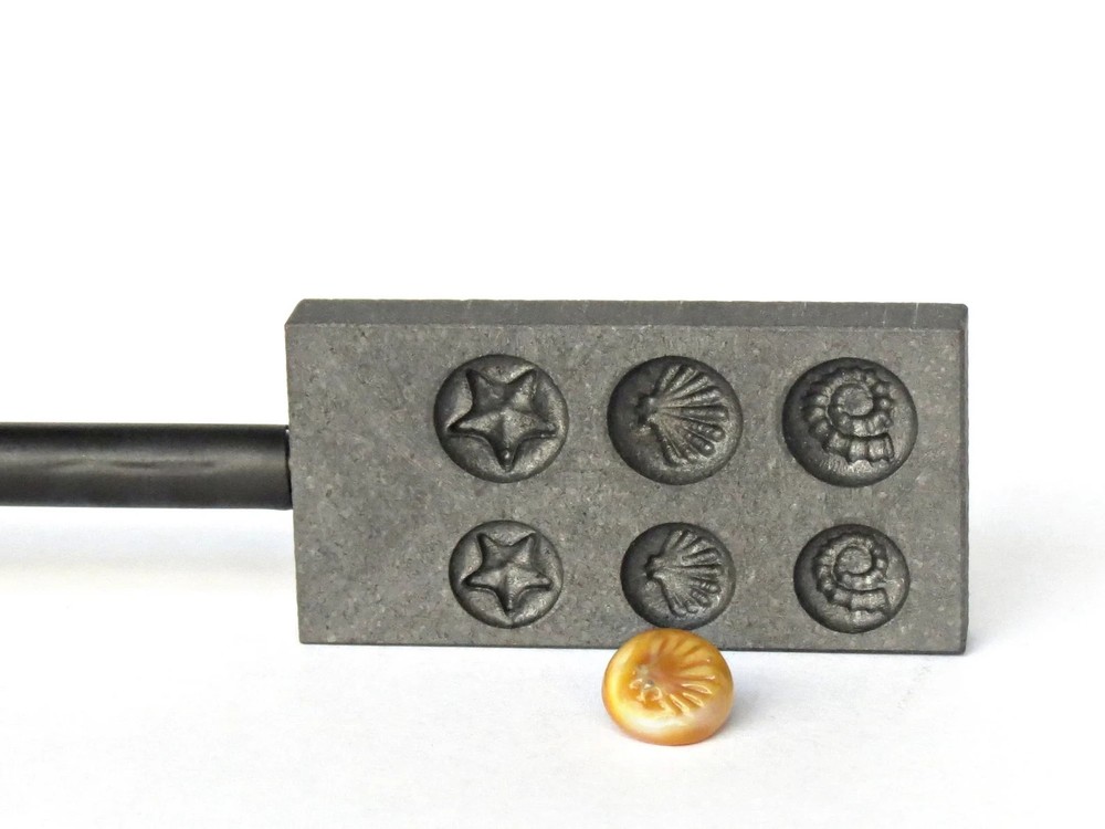 Graphite Button Pad Sea Creatures - Starfish, Shell, Ammonite - Lampwork tool