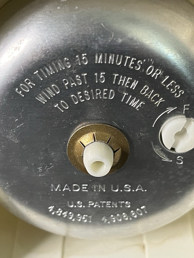 Vtg Sunbeam Mechanical 60 Minute Kitchen Timer - White Plastic - USA - Farmhouse