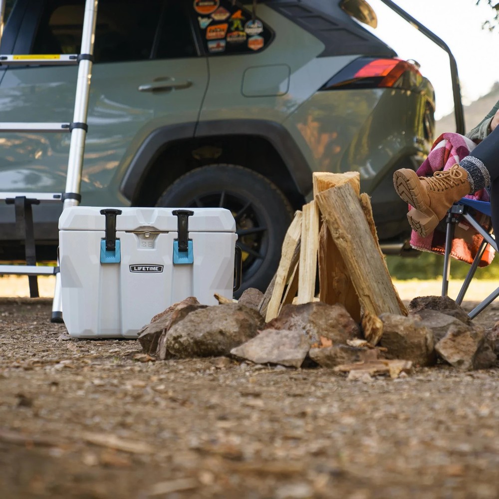28 Quart New High-Performance Polyethylene Cooler, Gray