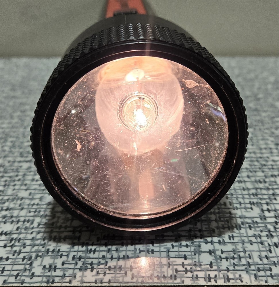 Vintage Lumilite K-2D Flashlight