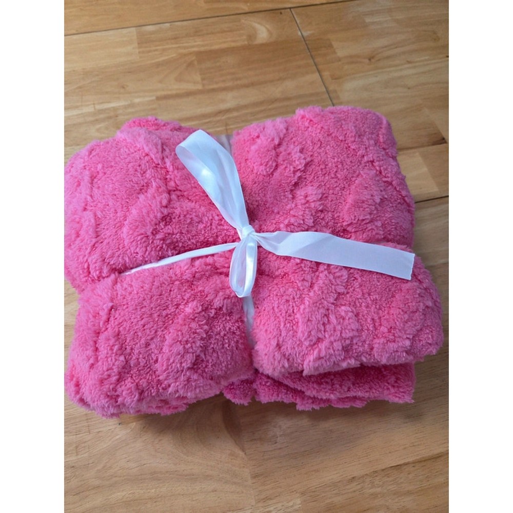 Luxe Collection Pink Plush Throw Blanket 50x60 Cable Knit Texture Soft