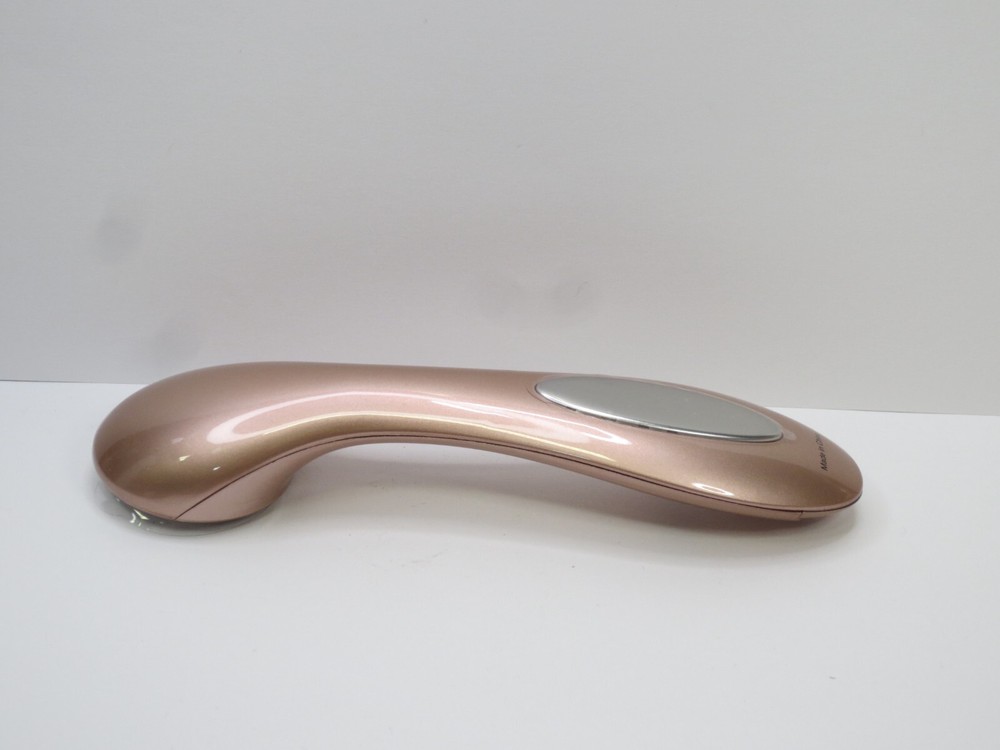 PRAI AGELESS THROAT IONIC DEVICE BOXED