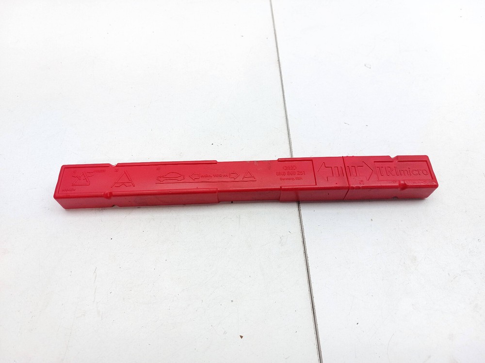AUDI Q5 8R 2012 EMERGENCY WARNING HAZARD TRIANGLE 8K0860251