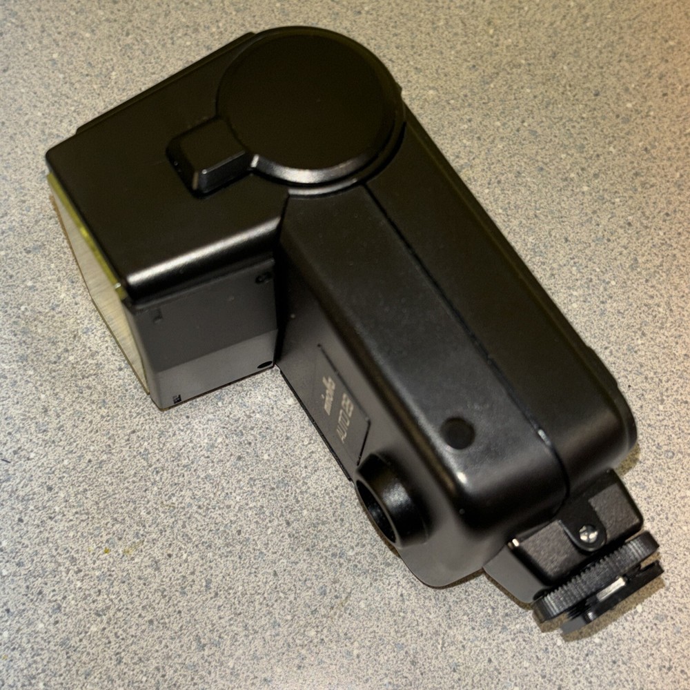 Minolta Auto 28 Flash - Missing Charger/Adapter