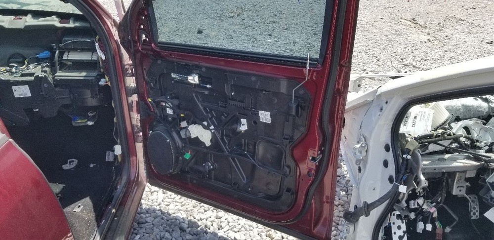 17 DODGE RAM 1500 CREW CAB DOOR ASSEMBLY FRONT RIGHT PASSENGER RED
