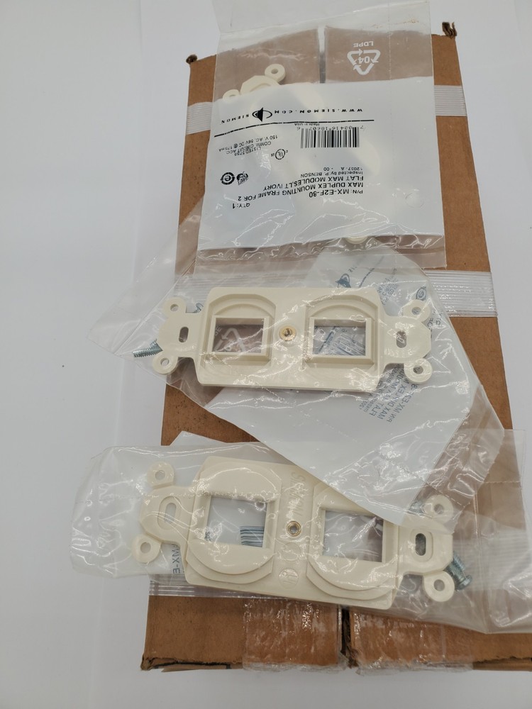 Siemon MX-E2F-80 Max Duplex Mounting Frame For 2 Flat Max Modules lt iVORY