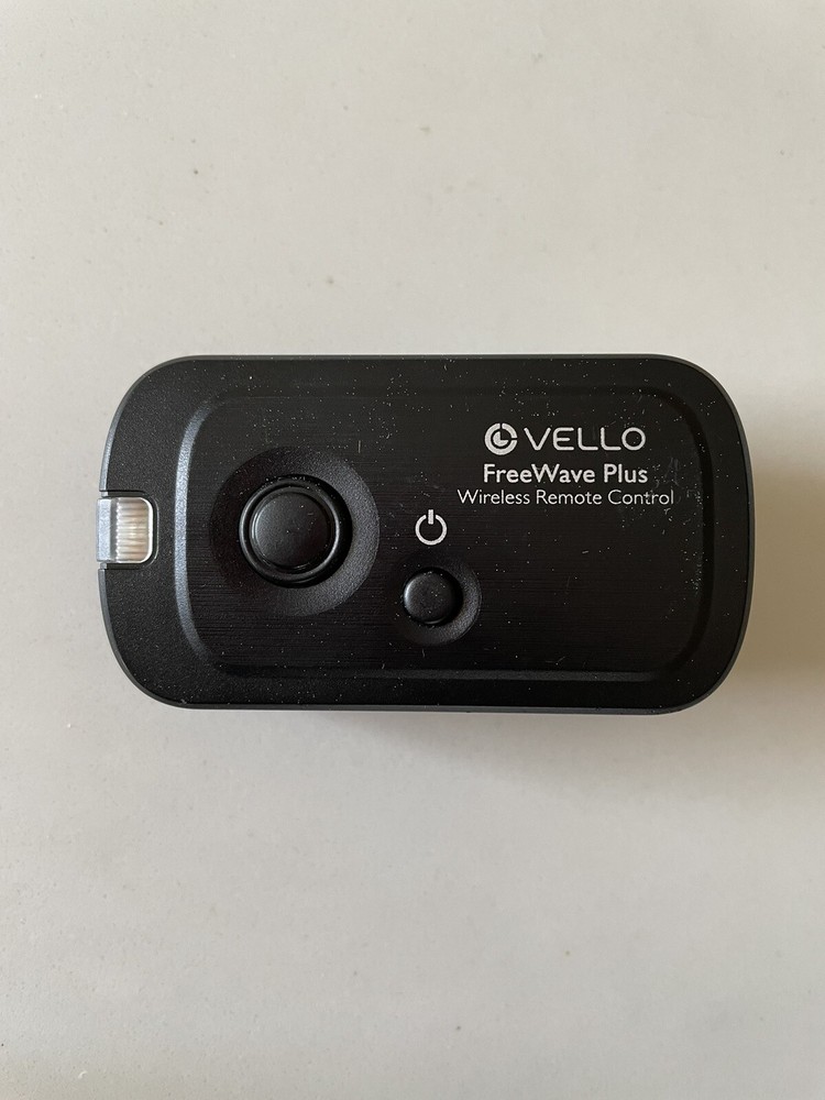 Vello Freewave Plus Wireless Remote Shutter Release for Nikon