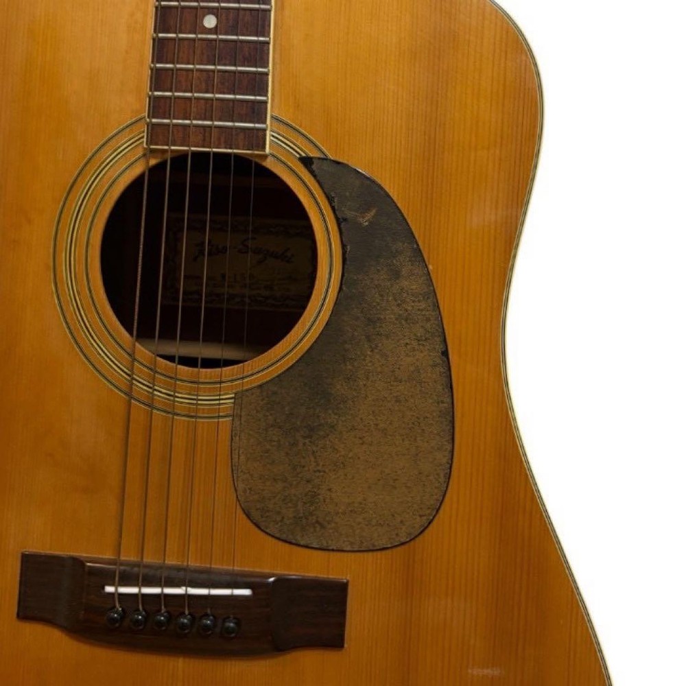 Suzuki Acoustic Guitar