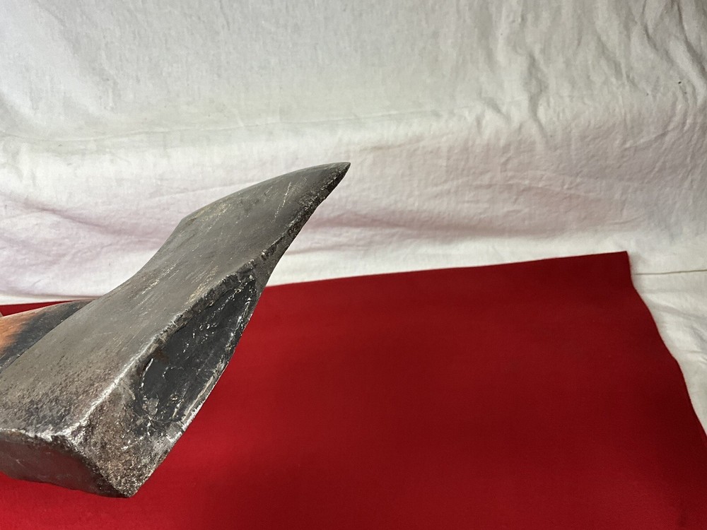 NP Northern Pacific Railroad Axe, New Handle