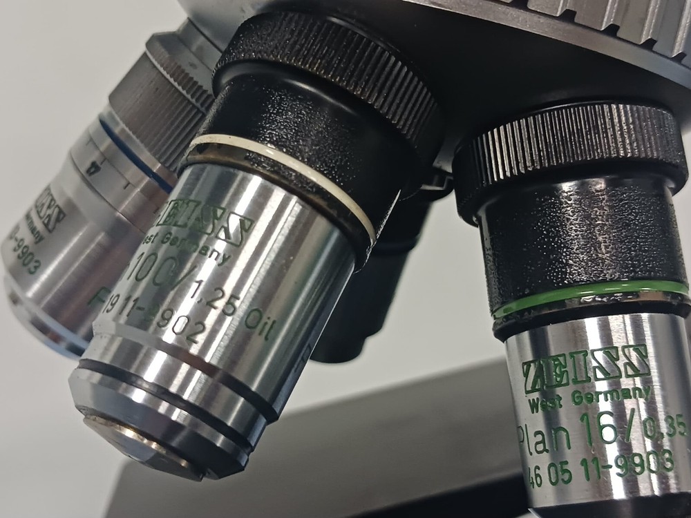 ZEISS Binocular Microscope w/ 4 Objectives & 2 Eyepieces