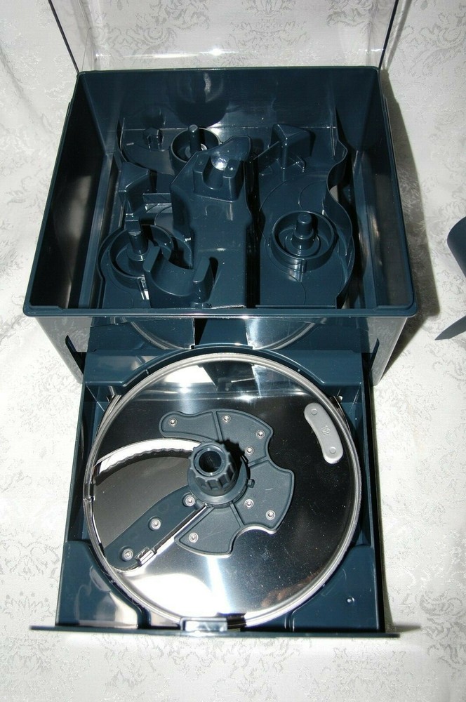 Cuisinart Food Processor FP 14/16 2 Blades, 2 Disks, Stem, and Storage Case Case