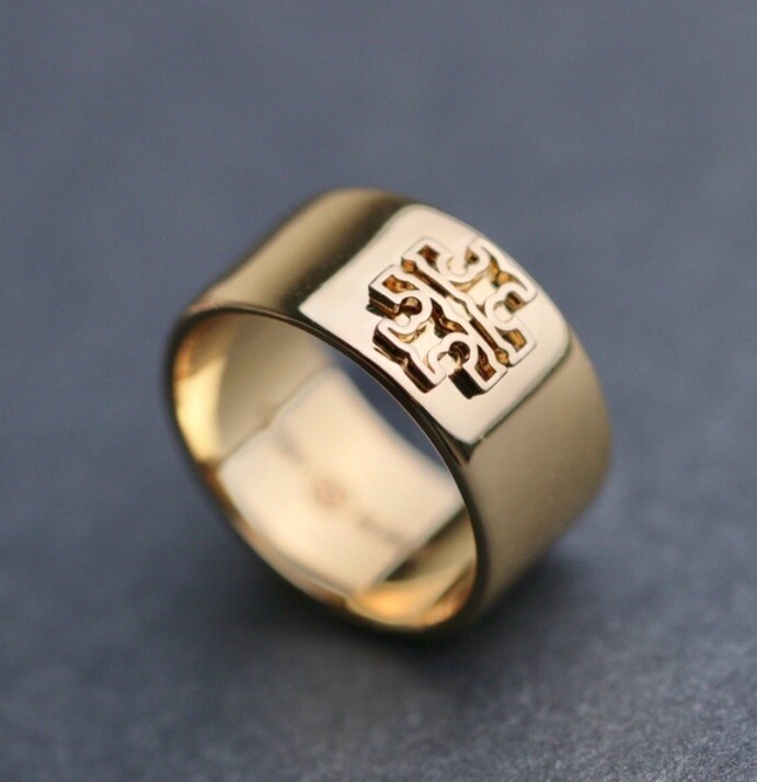Tory Burch Britten Ring Size 6