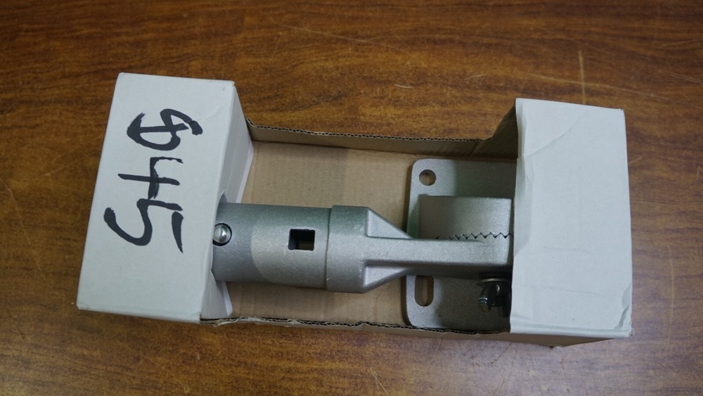 Anvil 4 Hole Button Handle Bull Float Bracket