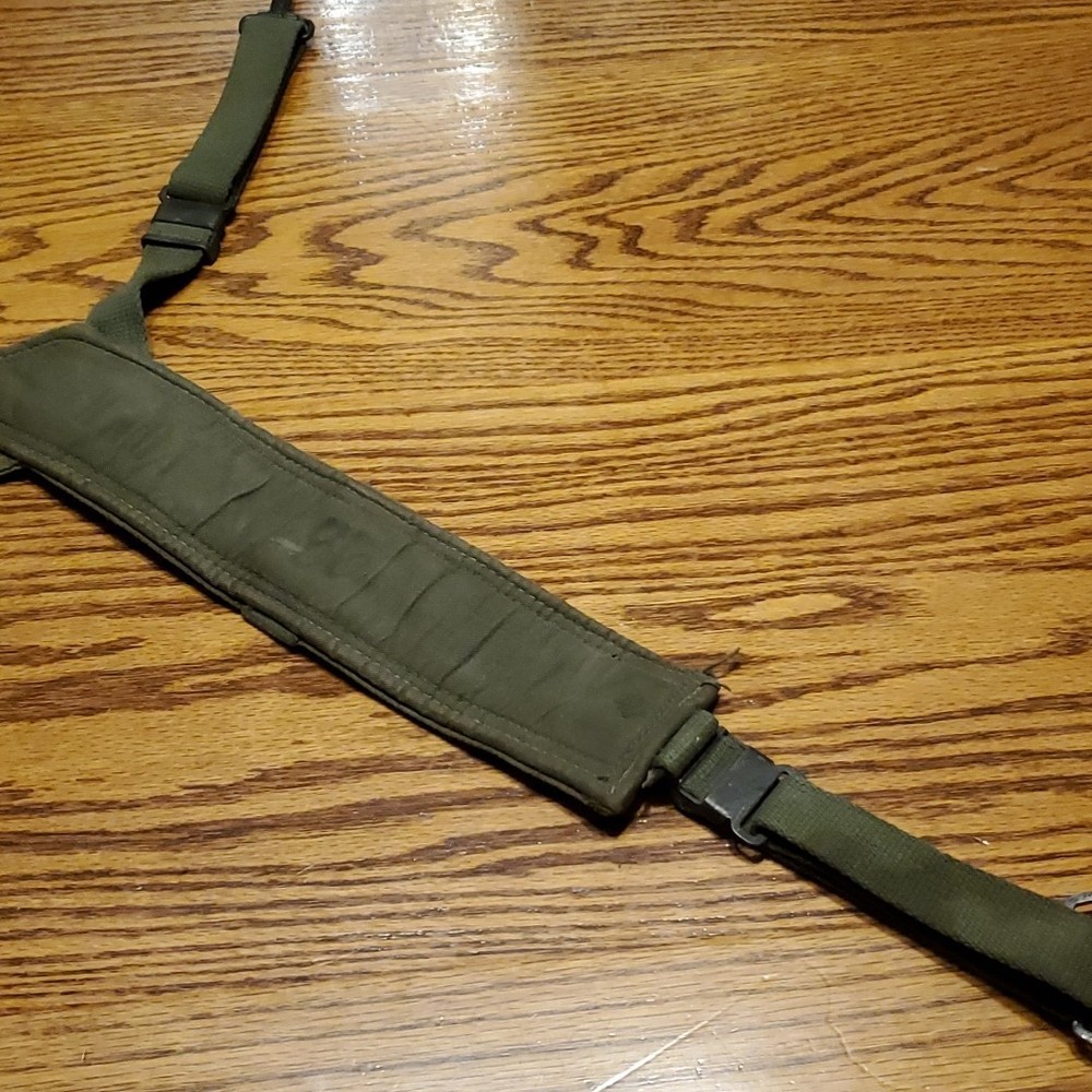 WW2 Era Authentic US Military M1956 Combat Field Pack Backpack With Strap 1960