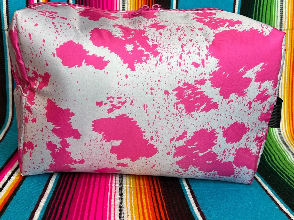 COW ~ MAKEUP/TOILETRY ~ BAG