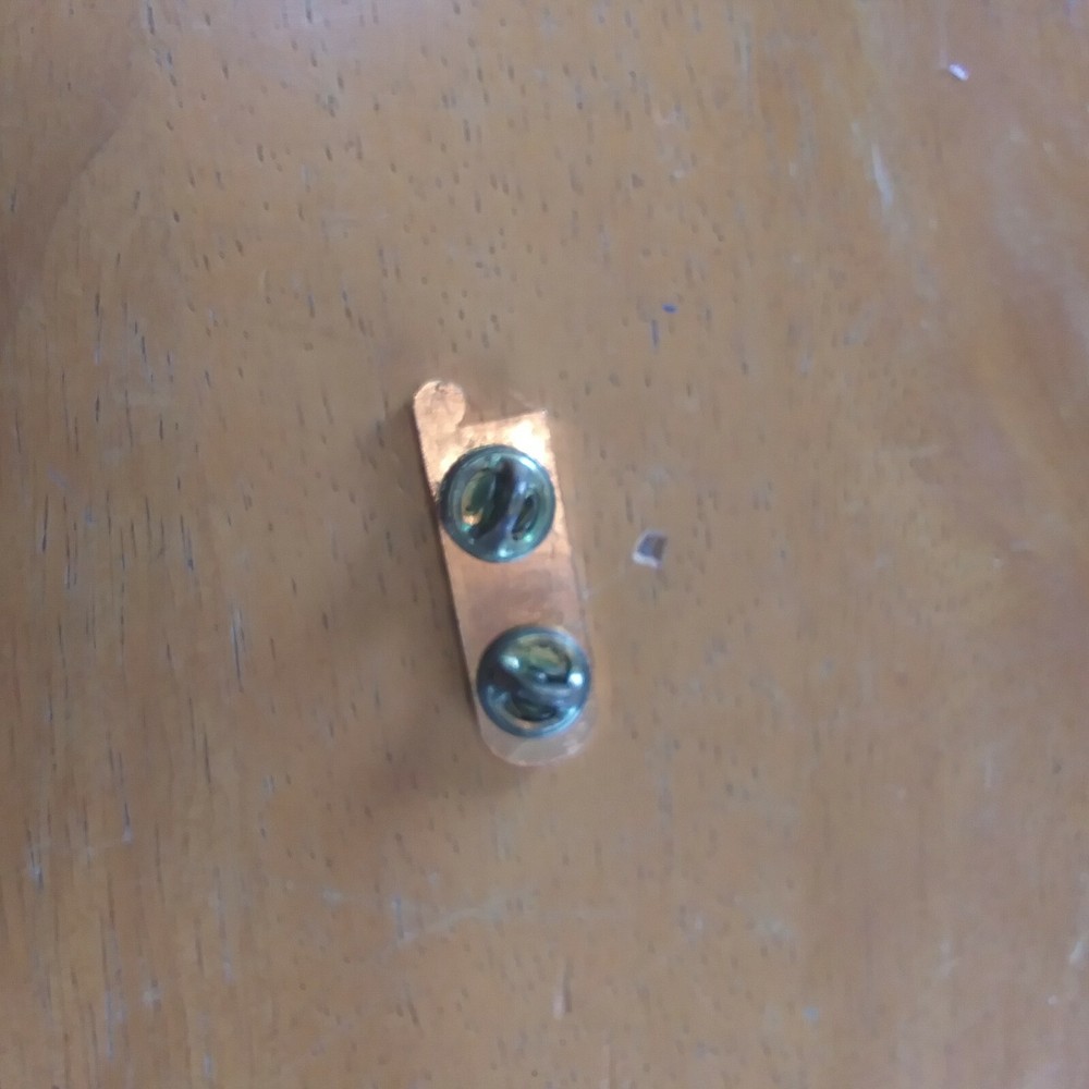 Conn. Metal Pin
