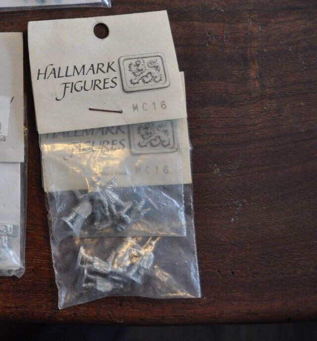 Hallmark Figures 15mm Miniatures 2 PACKS : MC16