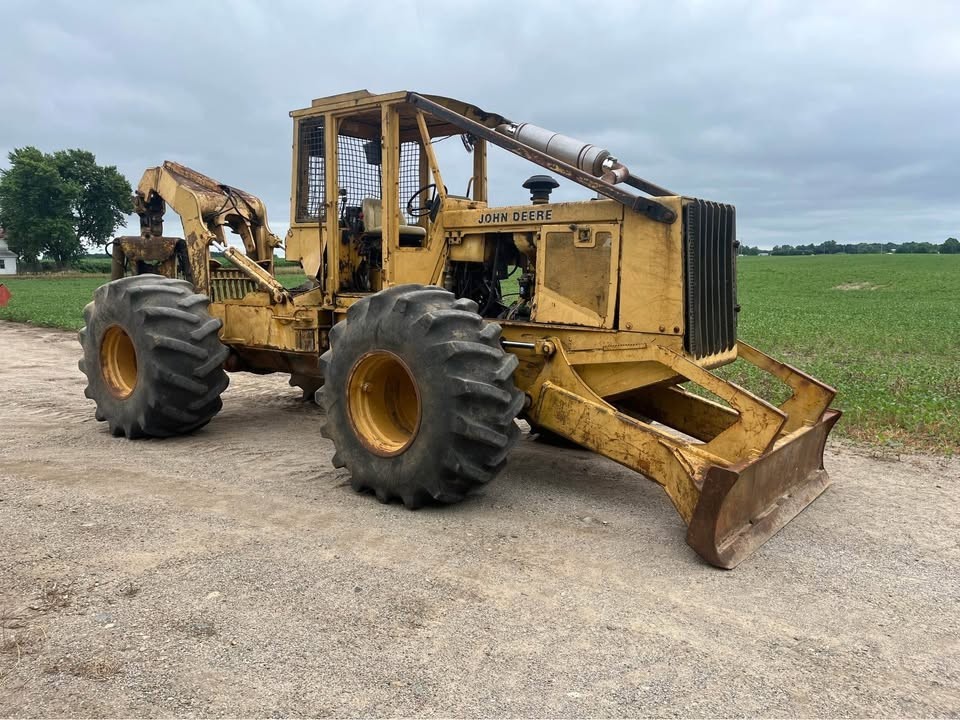 John Deere 648E Log Skidder NEEDS WORK