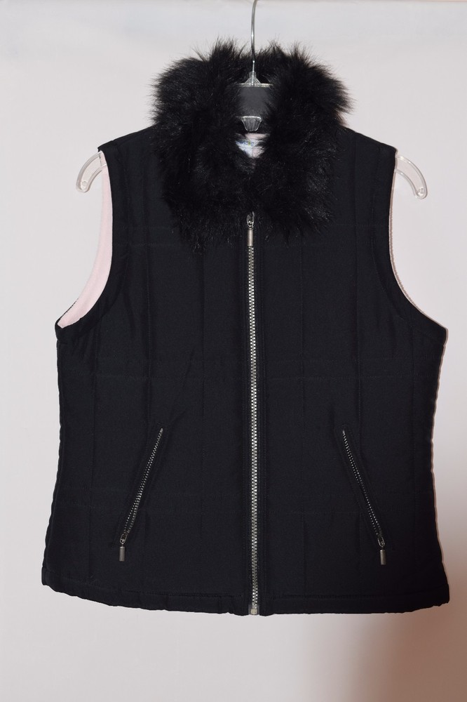Black coat type vest padded for the winter