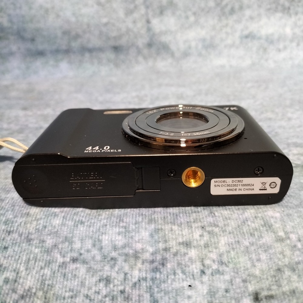44MP Digital Camera DC302 Black Opened Never Used Excellent Condition