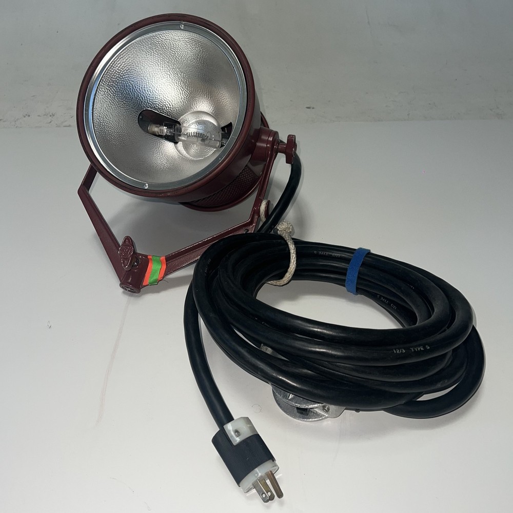 Mole Richardson Mighty-Mole 2000W Flood Light (Type 4091)