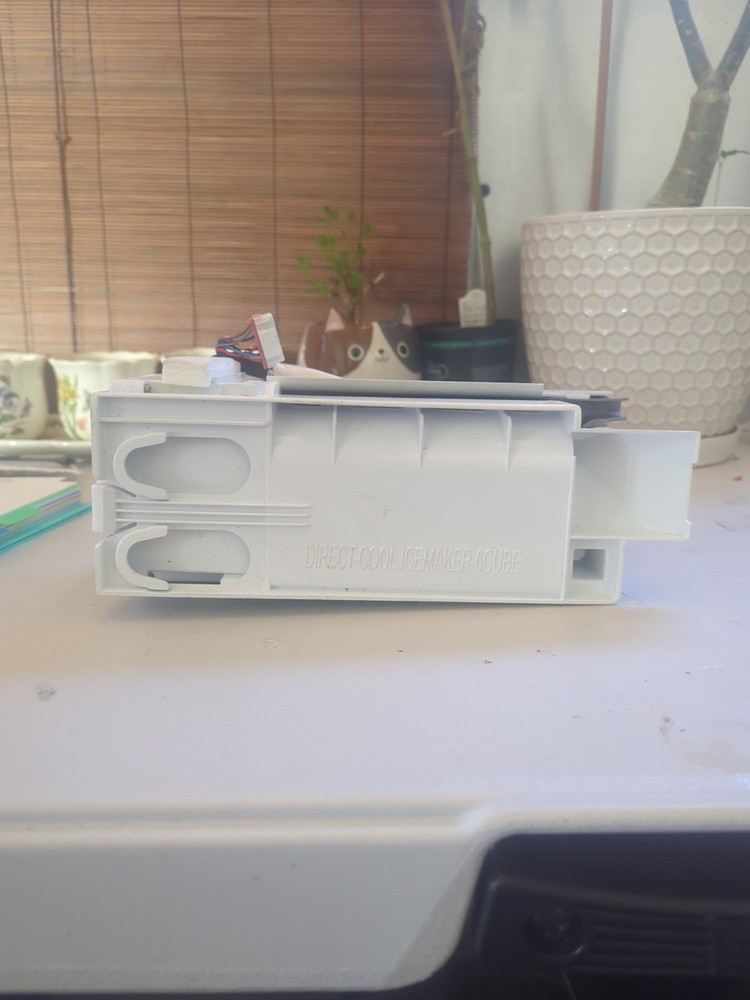 SZAB002TA2 Direct-cool Ice Maker 6cube